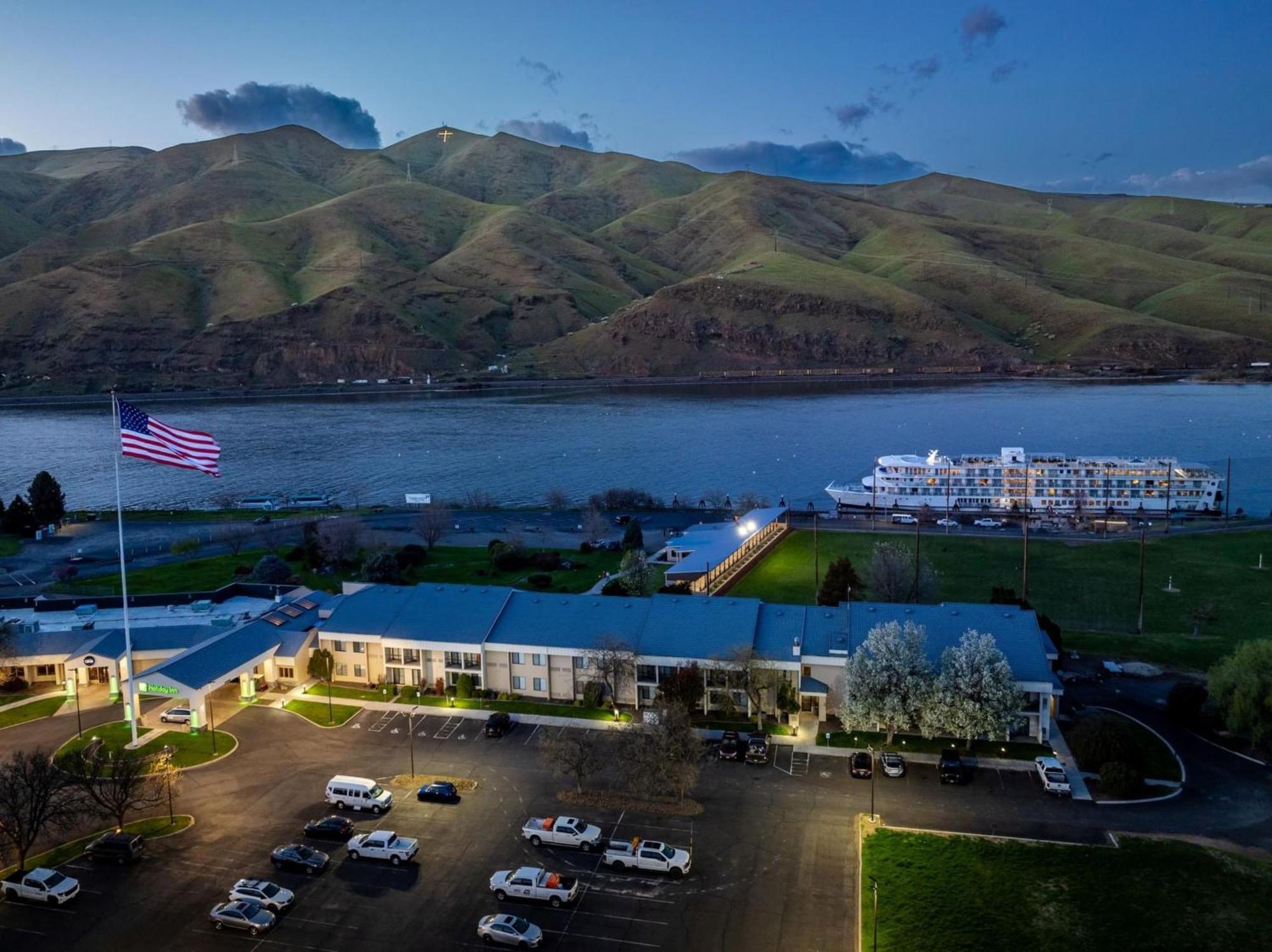 Holiday Inn Clarkston - Lewiston By Ihg Exterior photo